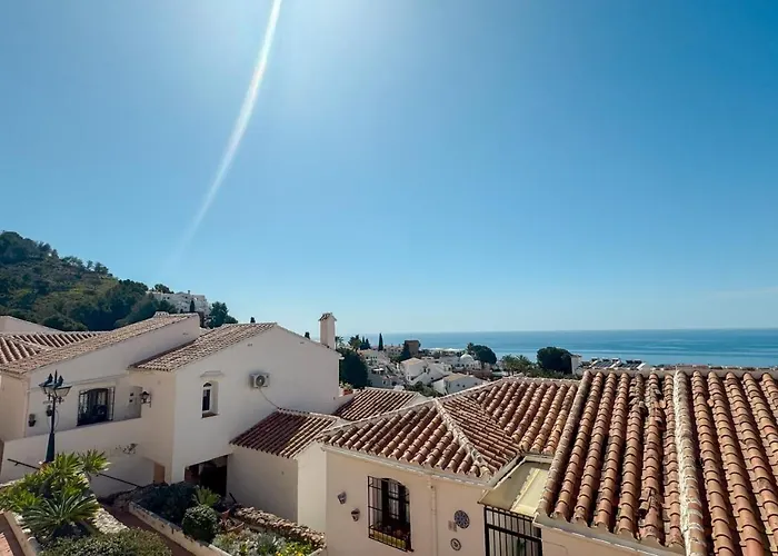 La Casa Croft نيرخا